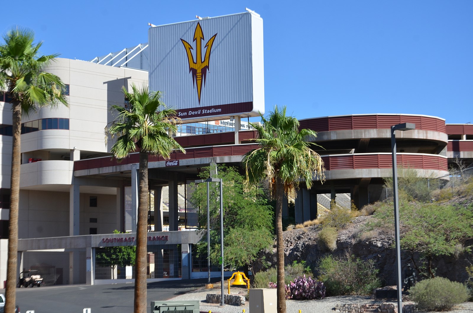 Off-Campus Housing Marketplace