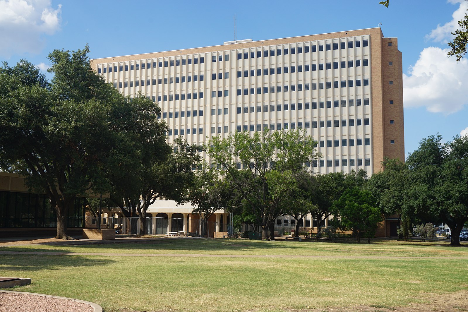 Off-Campus Housing Marketplace