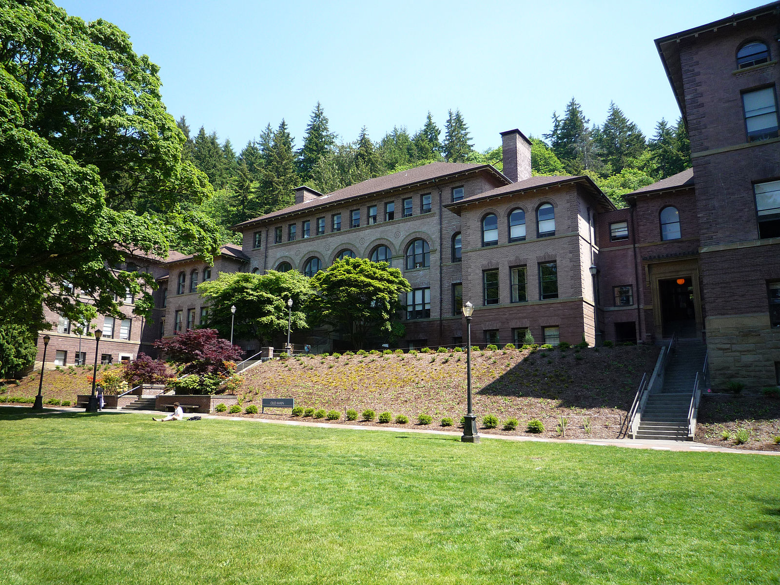 Off-Campus Housing Marketplace