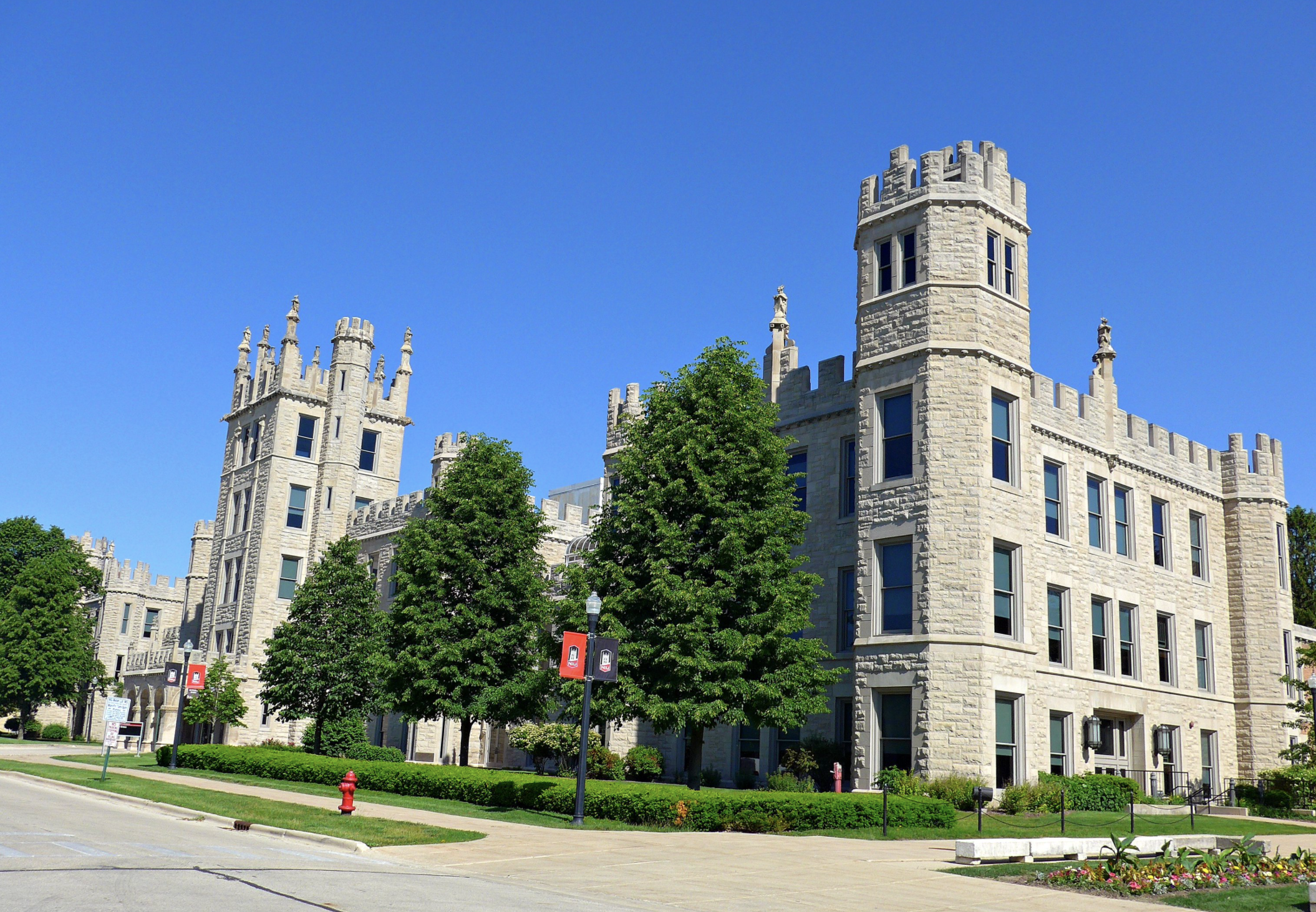 Off-Campus Housing Marketplace