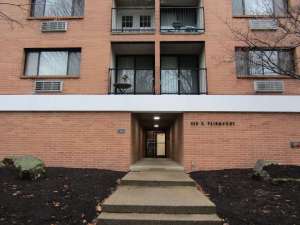 Fairmount East Apartments I-Studio Apartments Furnished!