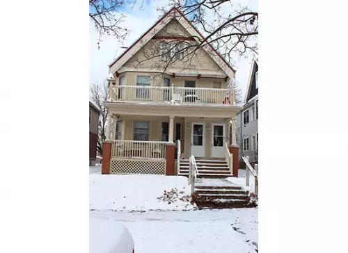2015-01/UWM-MATC-MSOE-Apartment-Building-30972.webp