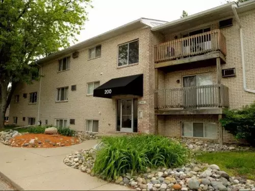 MSU-Apartment-Building-44678.webp