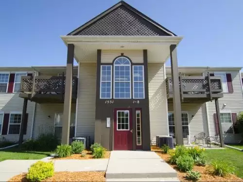 2015-09/MSU-Apartment-Building-44807.webp
