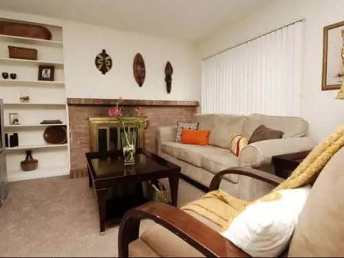 2015-09/MSU-Apartment-Building-44824.webp