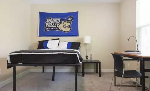 S Bed Campus View 75