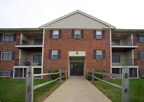 BGSU-Apartment-Building-212.jpg