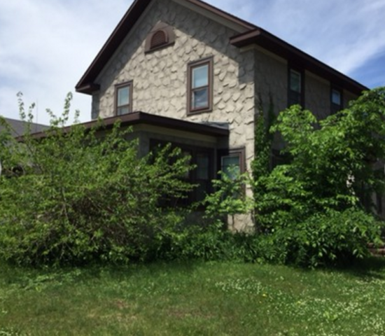 2016-09/UWEC-House-1121.PNG
