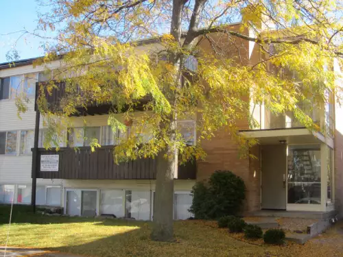 2016-10/UNIVERSITY-OF-MICHIGAN-Apartment-Building-117420.webp