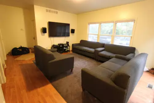 2016-10/UNIVERSITY-OF-MICHIGAN-Apartment-Building-123029.webp