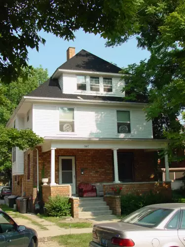 2016-10/UNIVERSITY-OF-MICHIGAN-Apartment-Building-131617.webp