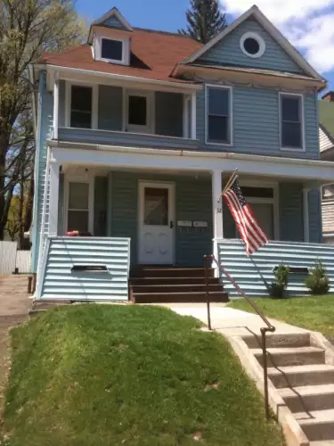 Binghamton-University-Apartment-Building-220391