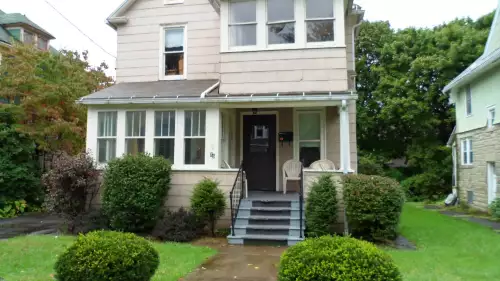 2017-07/Binghamton-University-Apartment-Building-220392.webp
