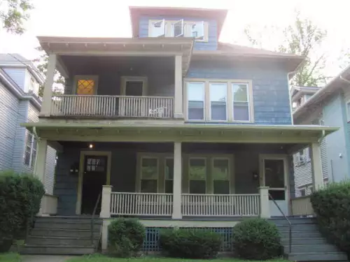 2017-08/SYRACUSE-Apartment-Building-222657.webp
