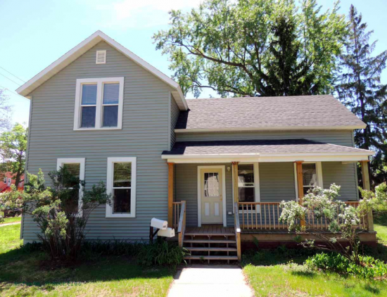 2017-08/UWEC-House-228448.png