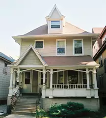 2017-09/MADISON-Apartment-Building-255985.webp
