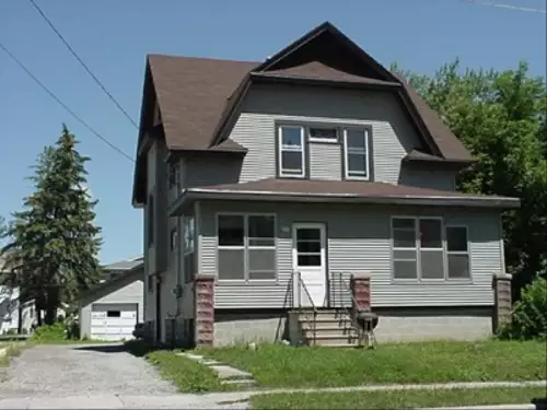 2017-09/UW-OSHKOSH-Apartment-Building-250992.webp