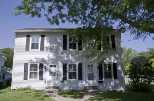 2017-09/UW-WHITEWATER-Apartment-Building-242668.webp