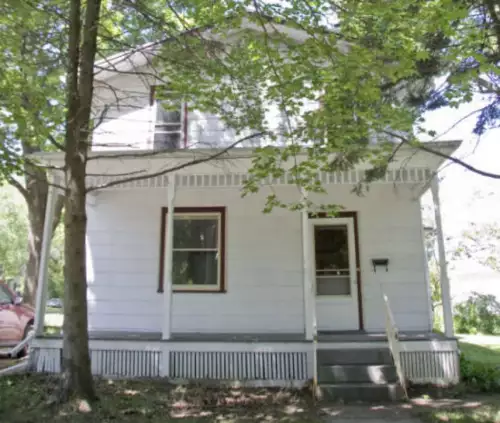 2017-09/UW-WHITEWATER-Apartment-Building-242688.webp