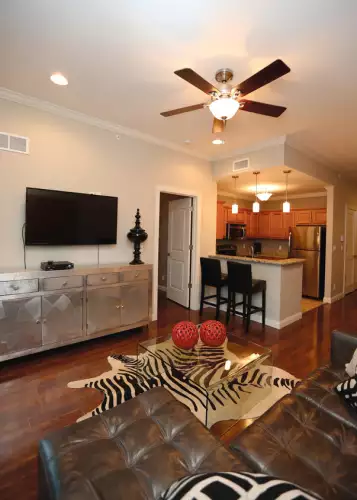 S Bed The Lofts at 308 Ninth 5