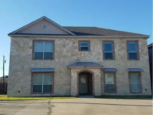 2017-10/BAYLOR-Apartment-Building-276208.webp
