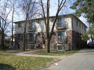 2017-10/Iowa-Apartment-Building-274958.jpg