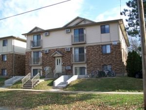 2017-10/Iowa-Apartment-Building-275436.jpg