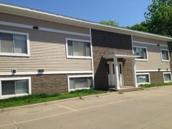 2017-10/Iowa-Apartment-Building-284584.jpg