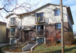 2017-10/Iowa-Apartment-Building-285619.jpg