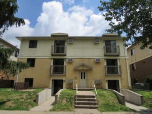 2017-10/Iowa-Apartment-Building-285621.jpg