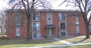 2017-10/Iowa-Apartment-Building-287275.jpg