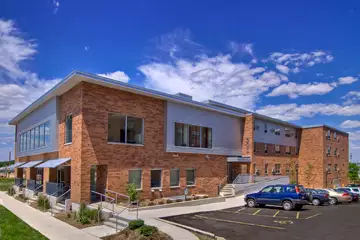 2017-10/MADISON-Apartment-Building-257395.webp
