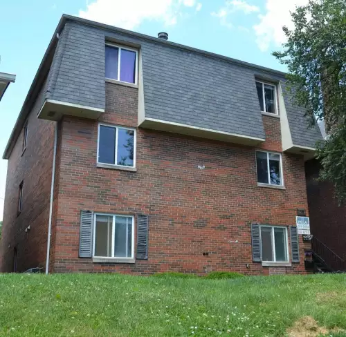 Ohio-State-Apartment-Building-262547.webp
