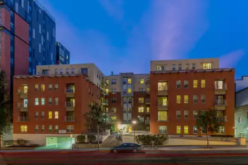 2017-11/MADISON-Apartment-Building-311407.webp