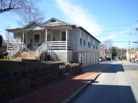 2017-11/West-Chester-University-Apartment-Building-297964.jpg