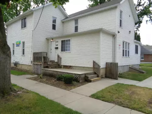 2017-12/CENTRAL-MICHIGAN-Apartment-Building-321764.webp