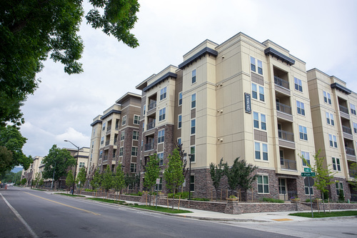 S Bed The District at Campus West 13