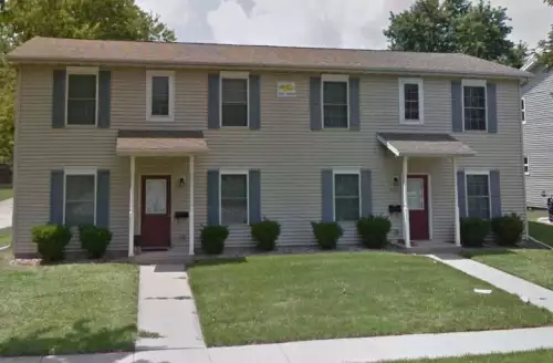 2018-03/ILLINOIS-STATE-UNIVERSITY-Apartment-Building-375145.webp