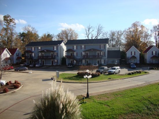 Mississippi-State-University-Apartment-Building-399333.JPG