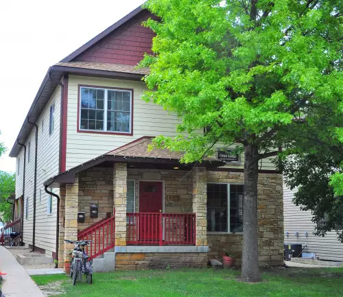 2018-05/UNIVERSITY-OF-MINNESOTA-Apartment-Building-395651.webp