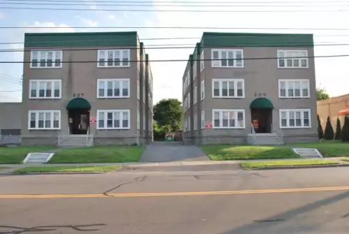 2018-06/Binghamton-University-Apartment-Building-400045.webp