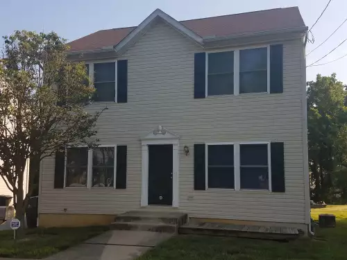 2018-07/UDEL-Apartment-Building-405389.webp