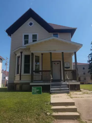 2018-08/MARQUETTE-Apartment-Building-420268.webp
