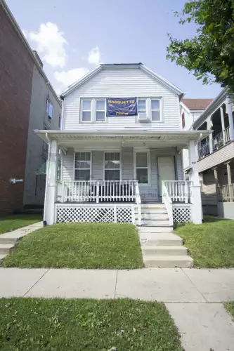 2018-08/MARQUETTE-Apartment-Building-424216.webp