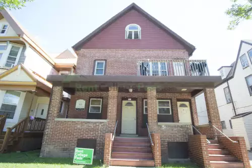 2018-08/MARQUETTE-Apartment-Building-424330.webp