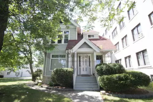 2018-08/MARQUETTE-Apartment-Building-424554.webp