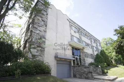 2018-08/MARQUETTE-Apartment-Building-424561.webp