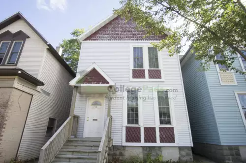2018-08/MARQUETTE-Apartment-Building-424807.webp