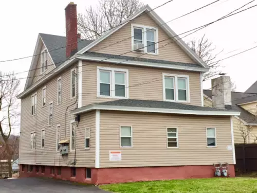 2018-08/SYRACUSE-Apartment-Building-409704.webp