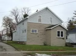 2018-09/UW-OSHKOSH-Apartment-Building-431532.webp